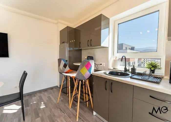 Mohost Bobby - Right In The Mood *