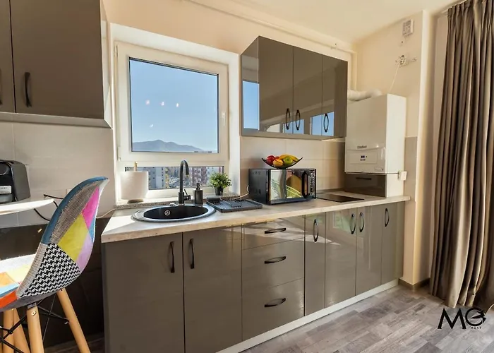 Mohost Bobby - Right In The Mood *